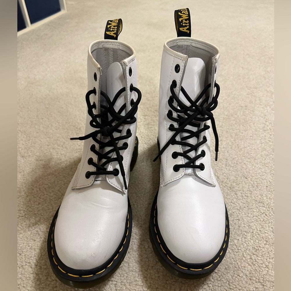 Doc Martin White Boot